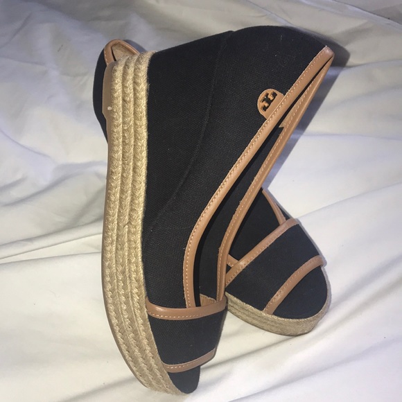 Tory Burch 'majorca' Wedge Sandals - Picture 10 of 10